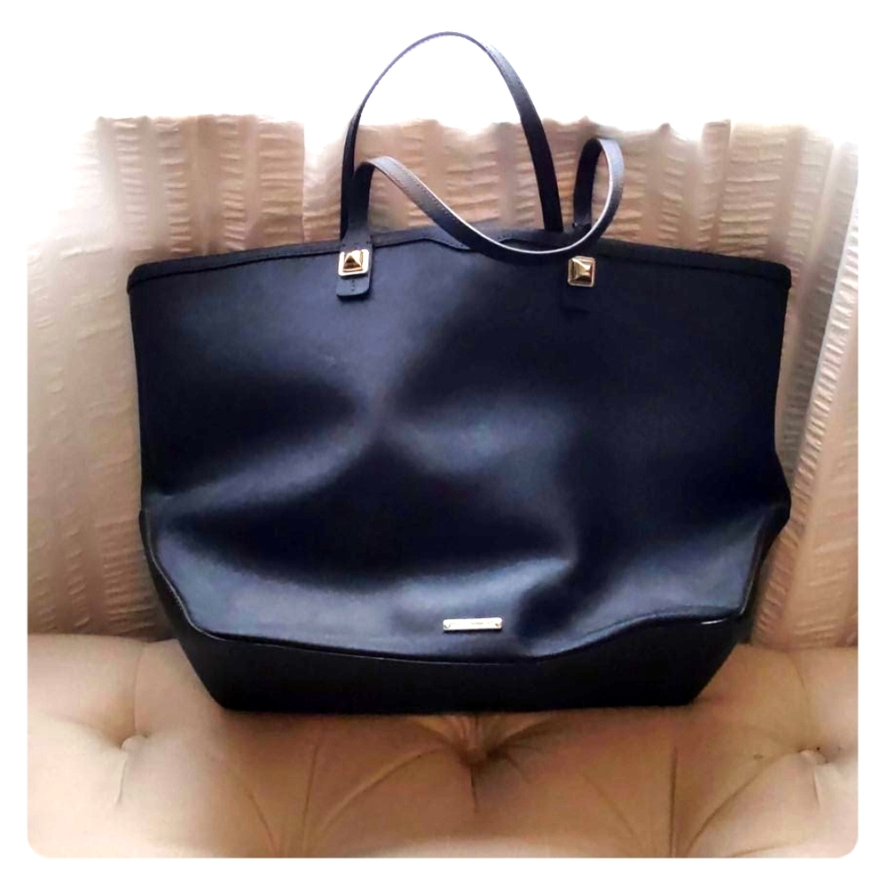 Navy blue tote bag